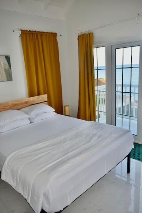 Villa Irie Vibes Ocean View Negril Esterno foto