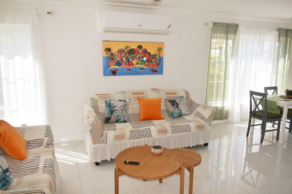 Villa Irie Vibes Ocean View Negril Esterno foto