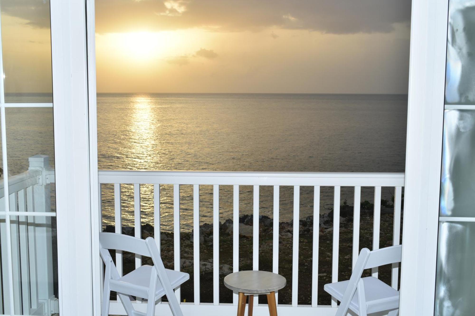 Villa Irie Vibes Ocean View Negril Esterno foto